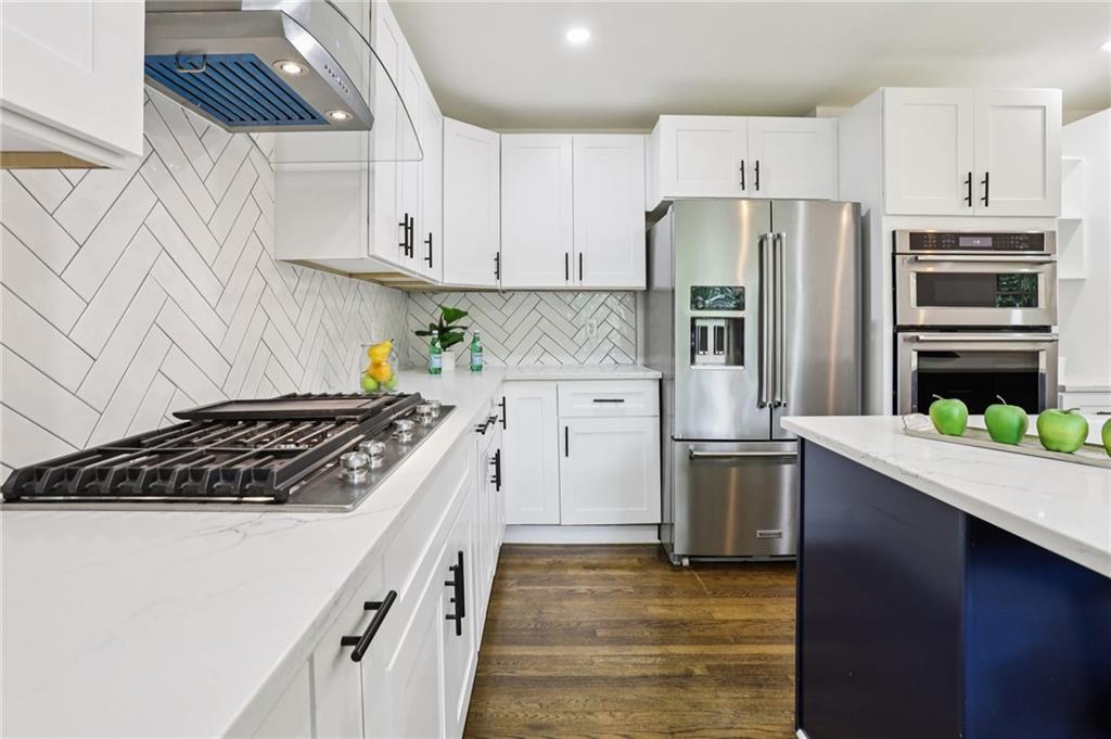 335 Amberidge Trail