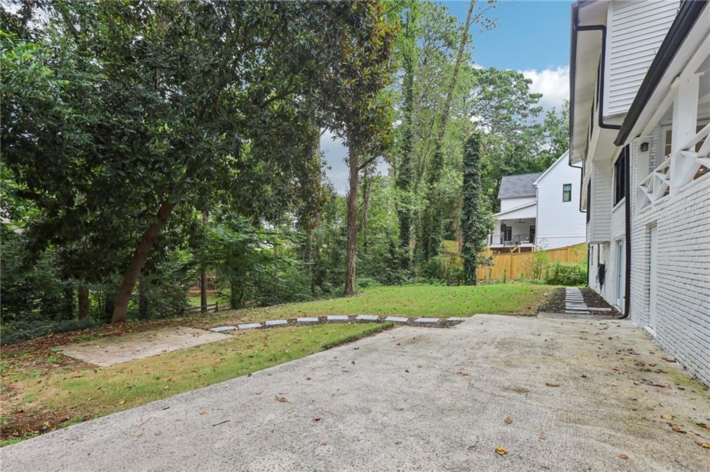 335 Amberidge Trail