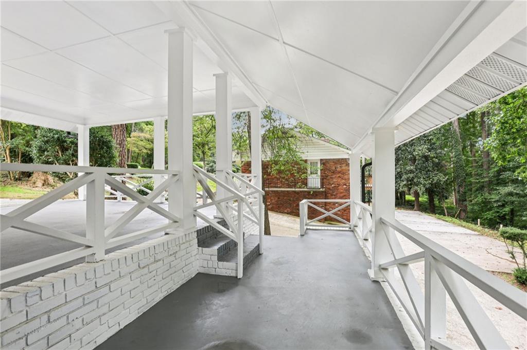 335 Amberidge Trail