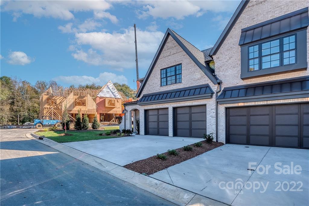 409 Audrey Place Unit: 1