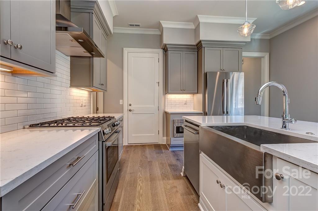 409 Audrey Place Unit: 1