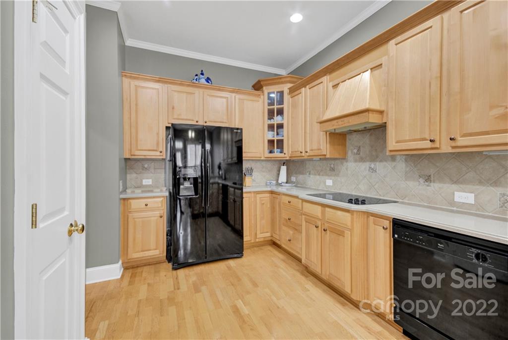 7547 Bluestar Lane