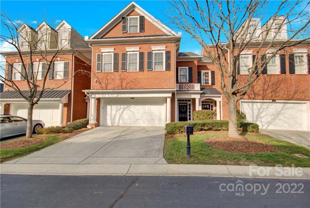 7547 Bluestar Lane