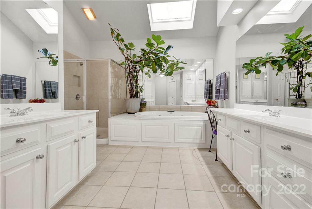 7547 Bluestar Lane