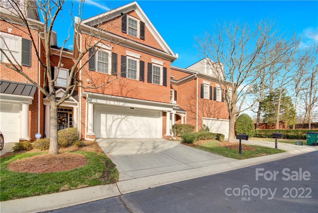 7547 Bluestar Lane