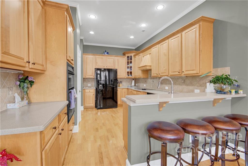7547 Bluestar Lane