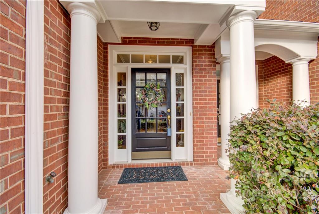 7547 Bluestar Lane