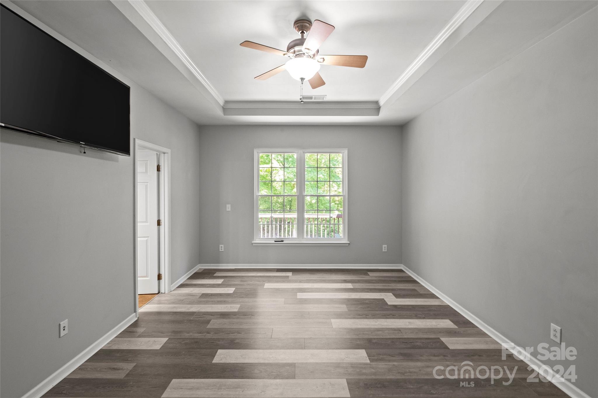 6425 Colonial Garden Drive