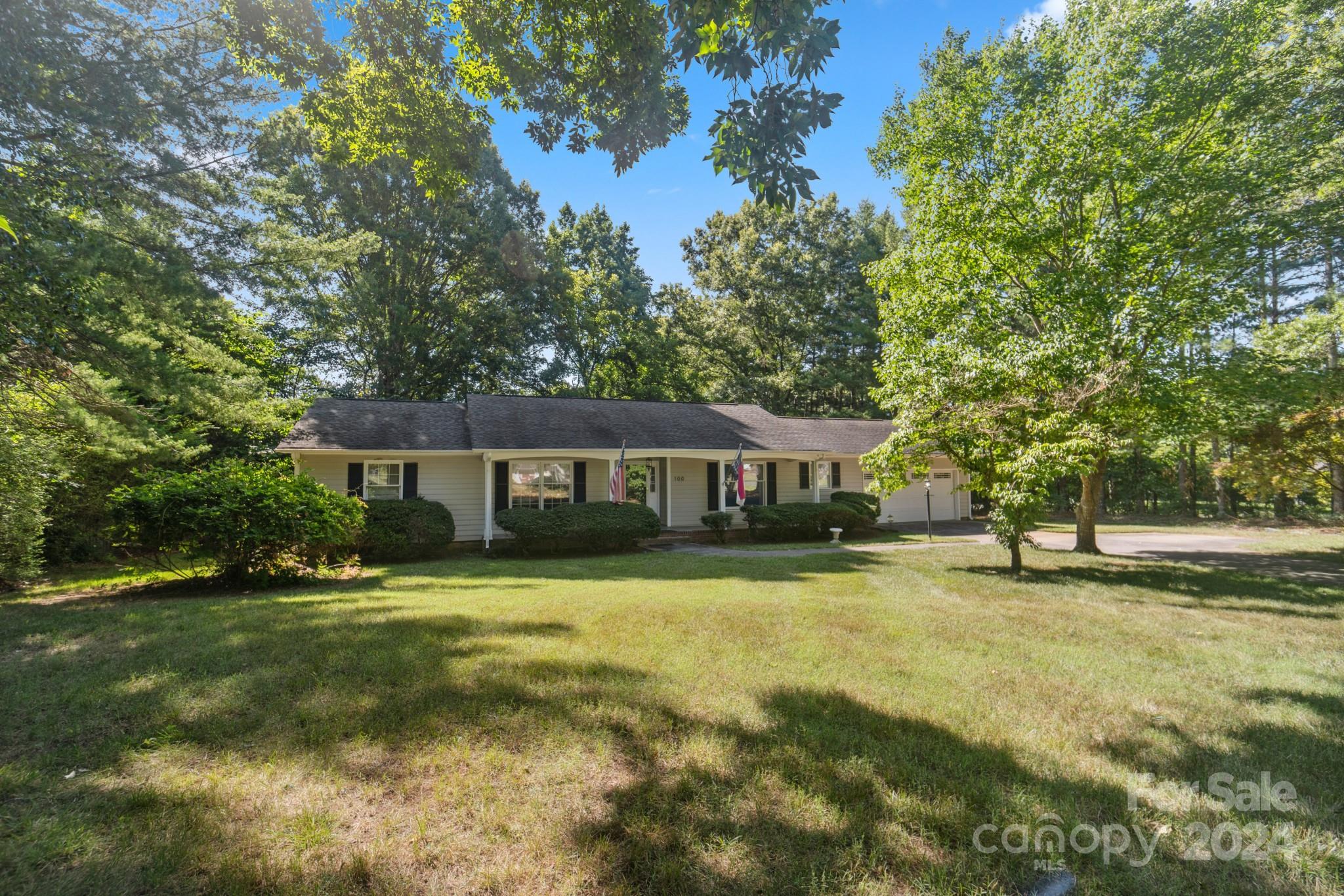 100 Seven Oaks Drive