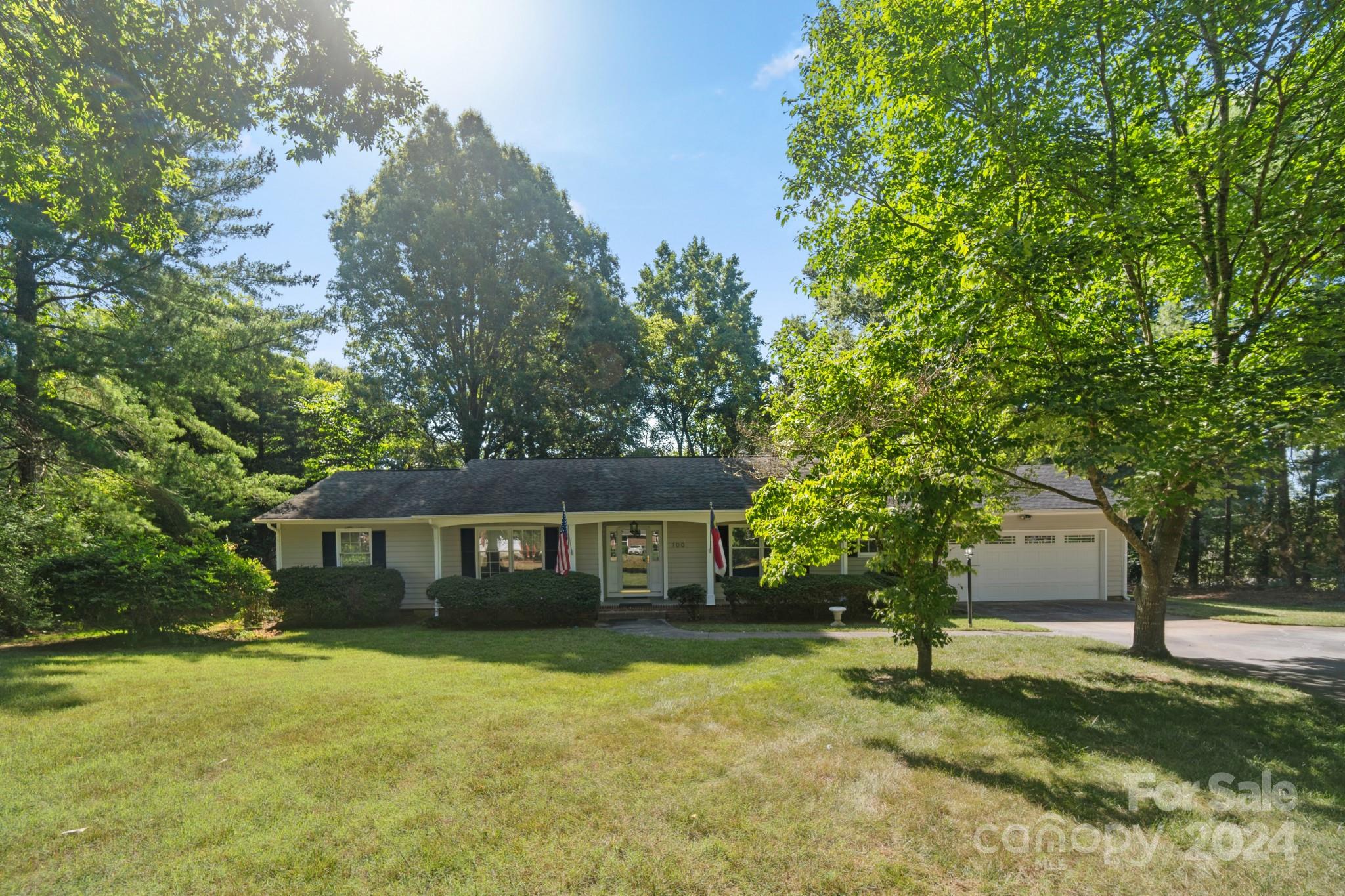 100 Seven Oaks Drive