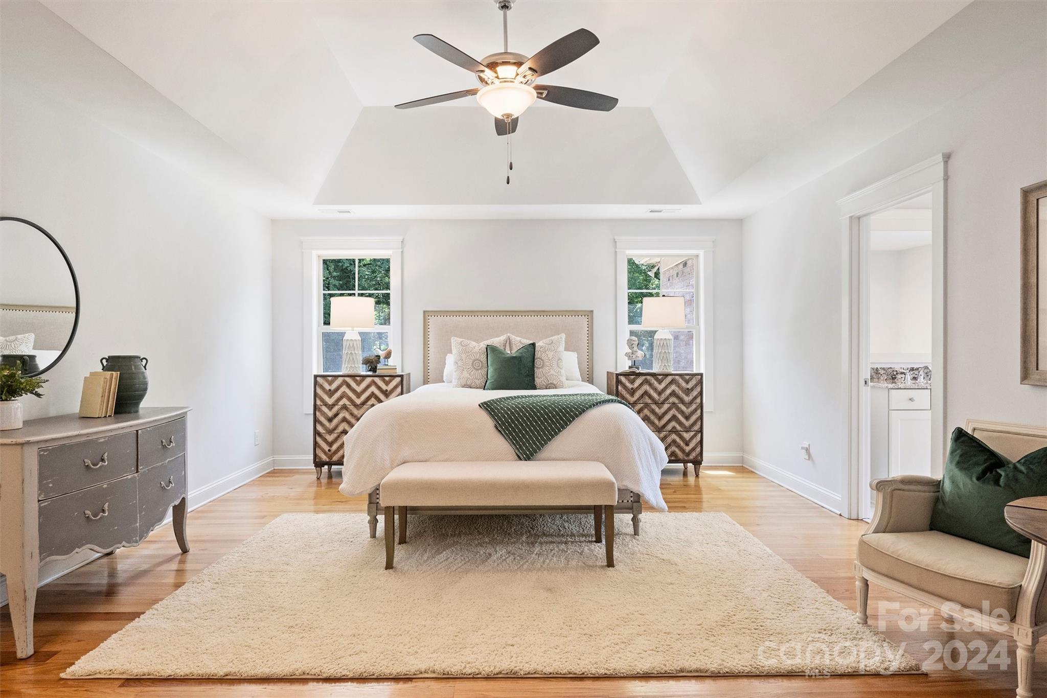 3731 Lakeside Drive
