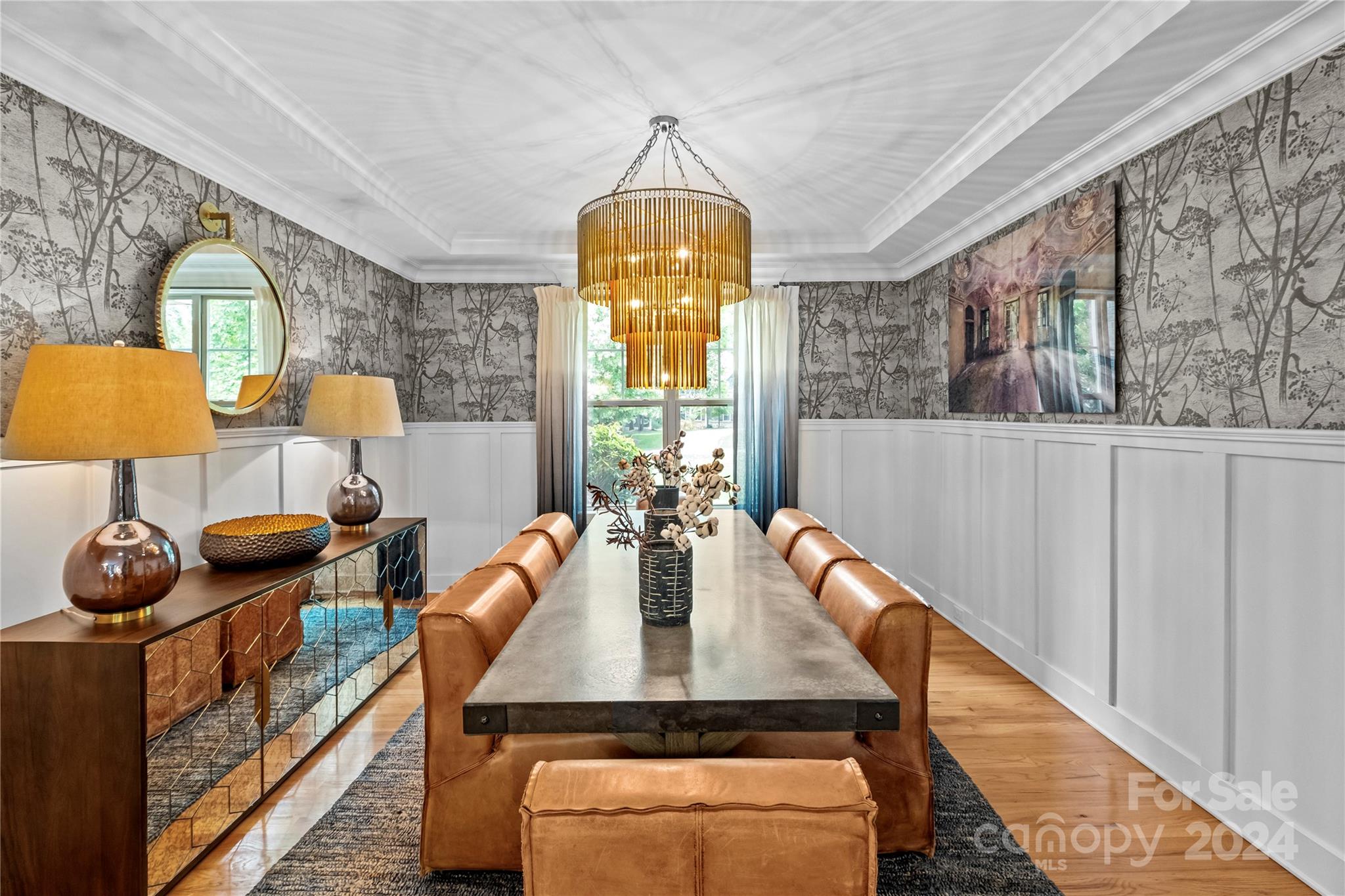 3731 Lakeside Drive