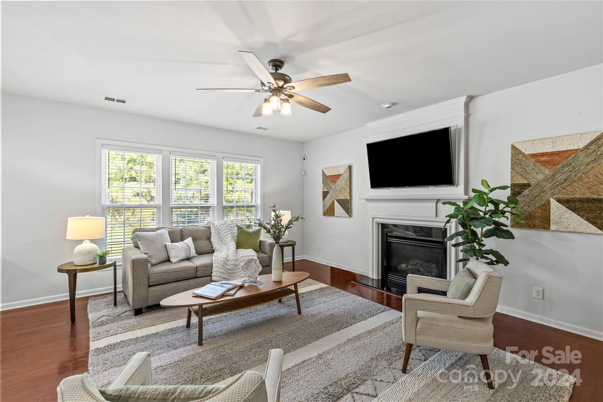 3312 Dunbar Lane