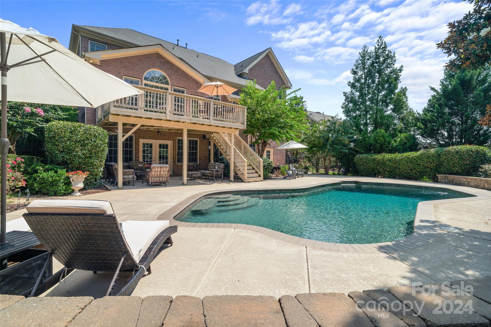2046 Weddington Lake Drive