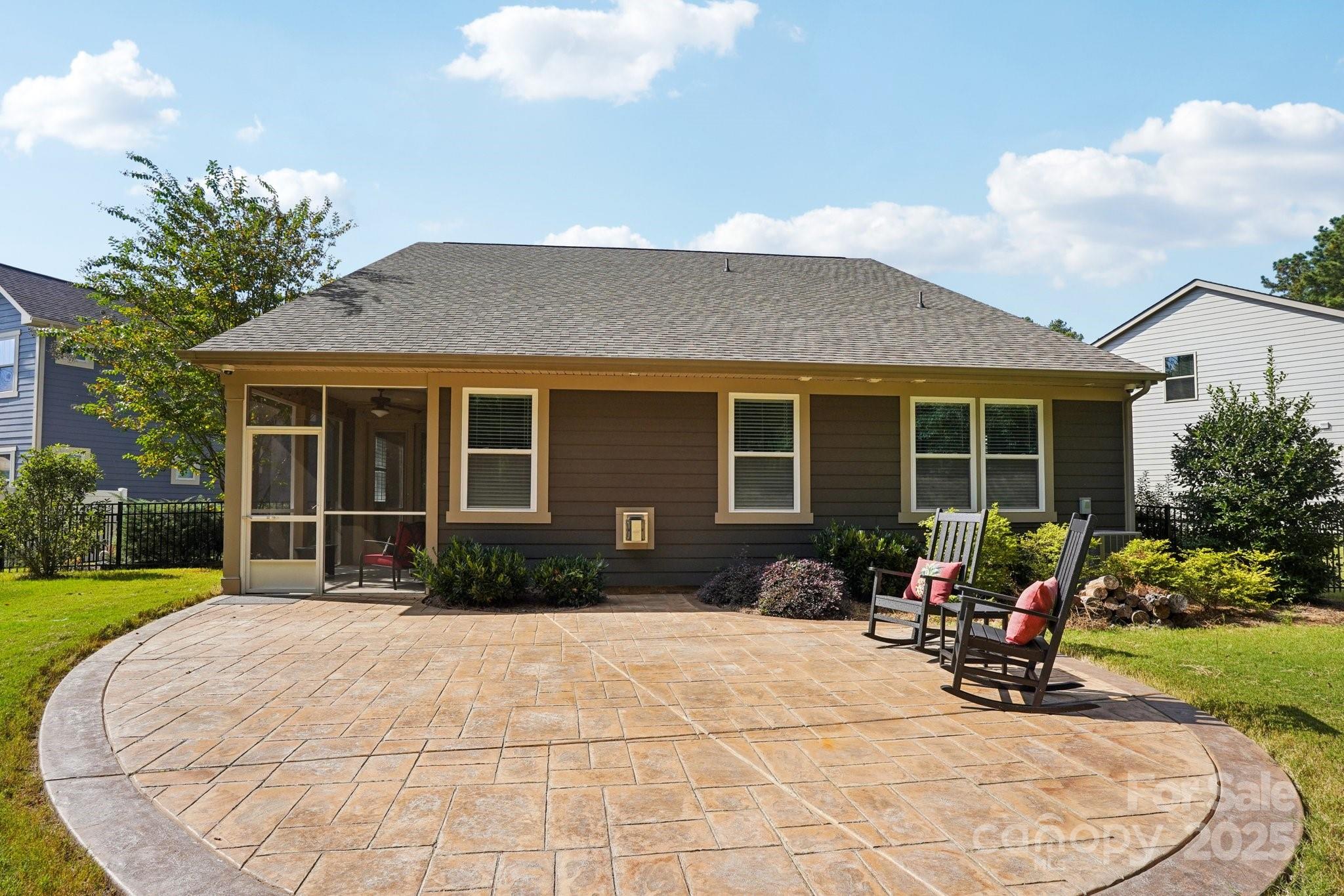 15316 Red Canoe Way