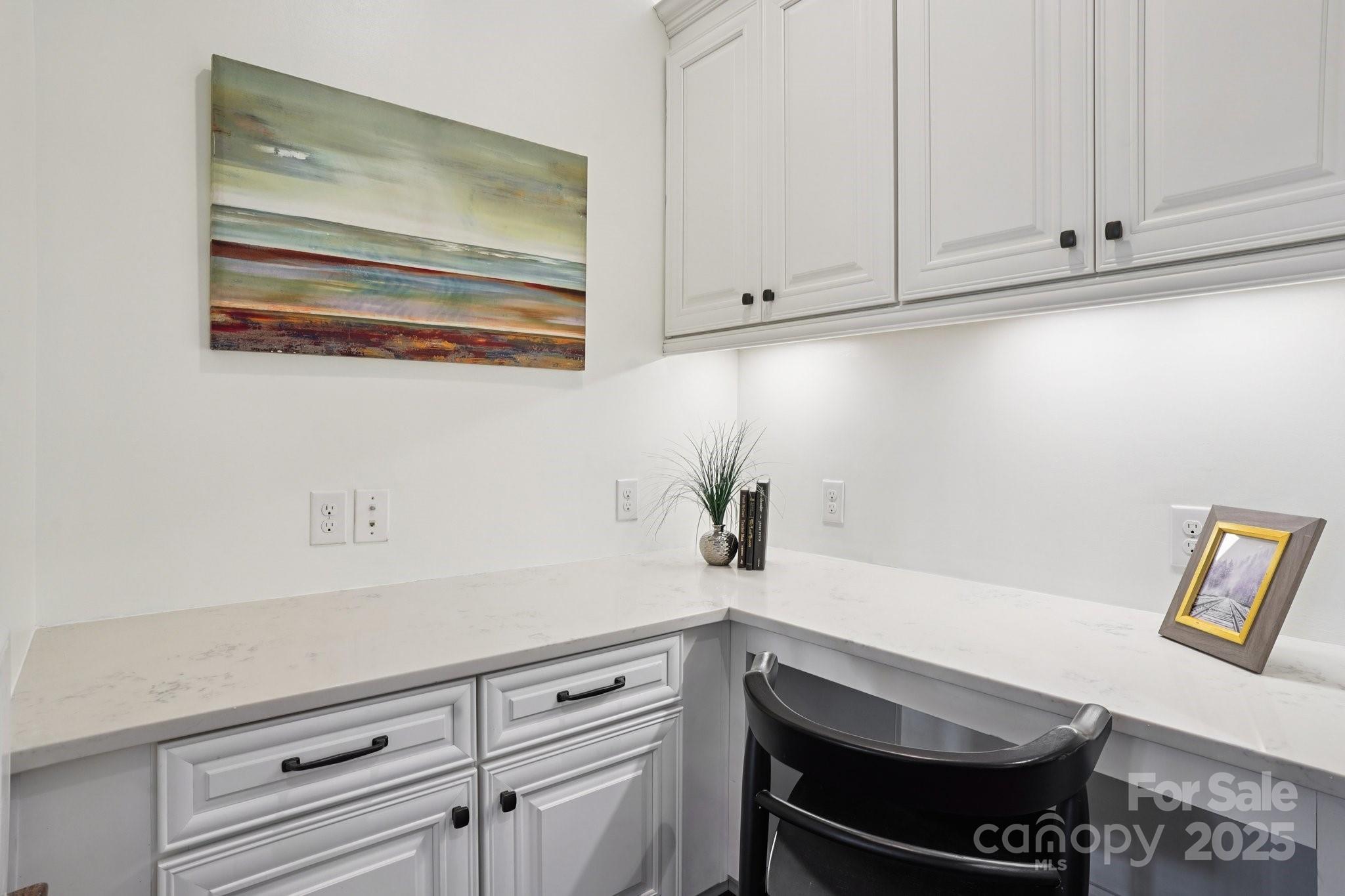 15316 Red Canoe Way