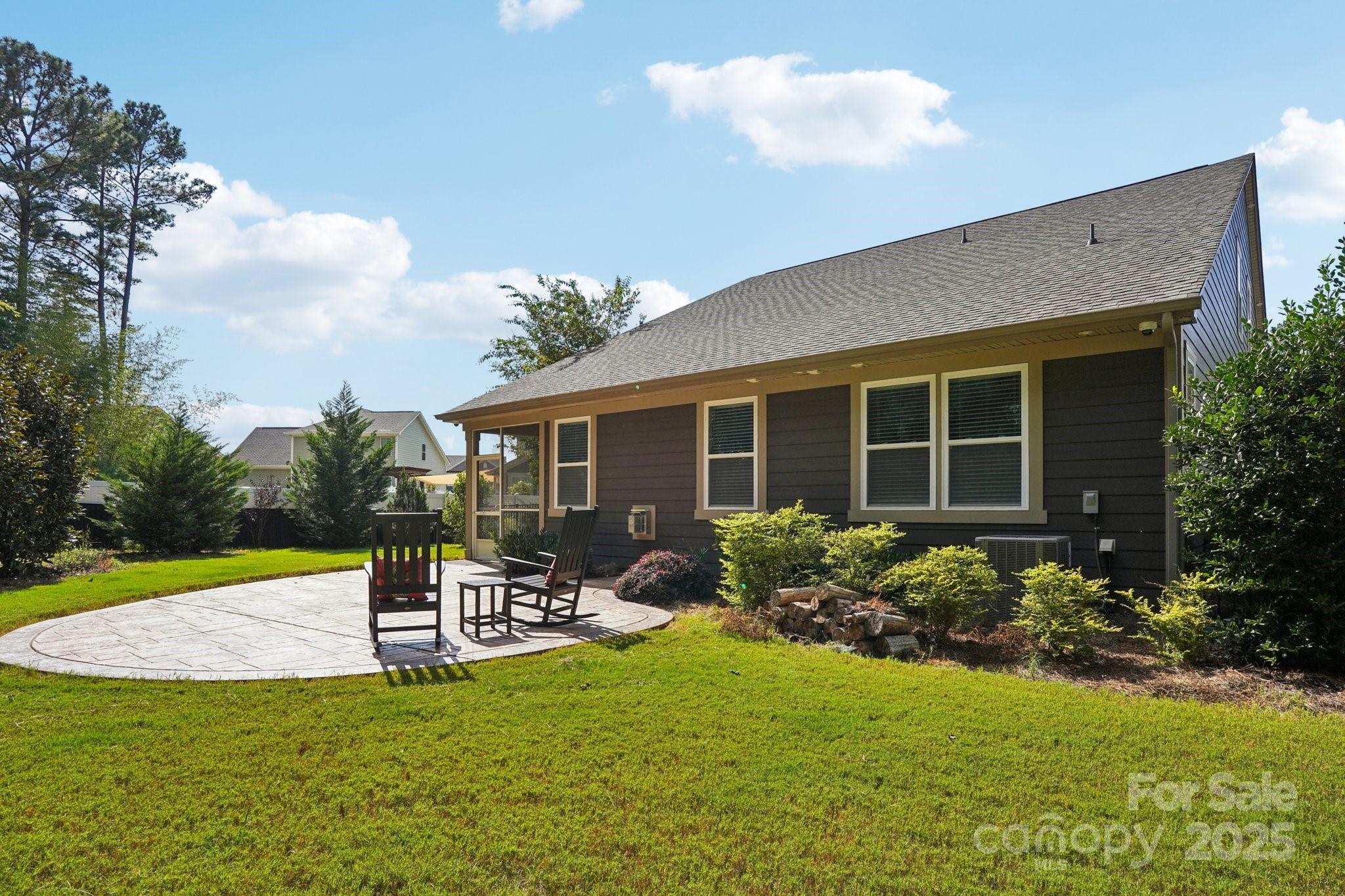 15316 Red Canoe Way