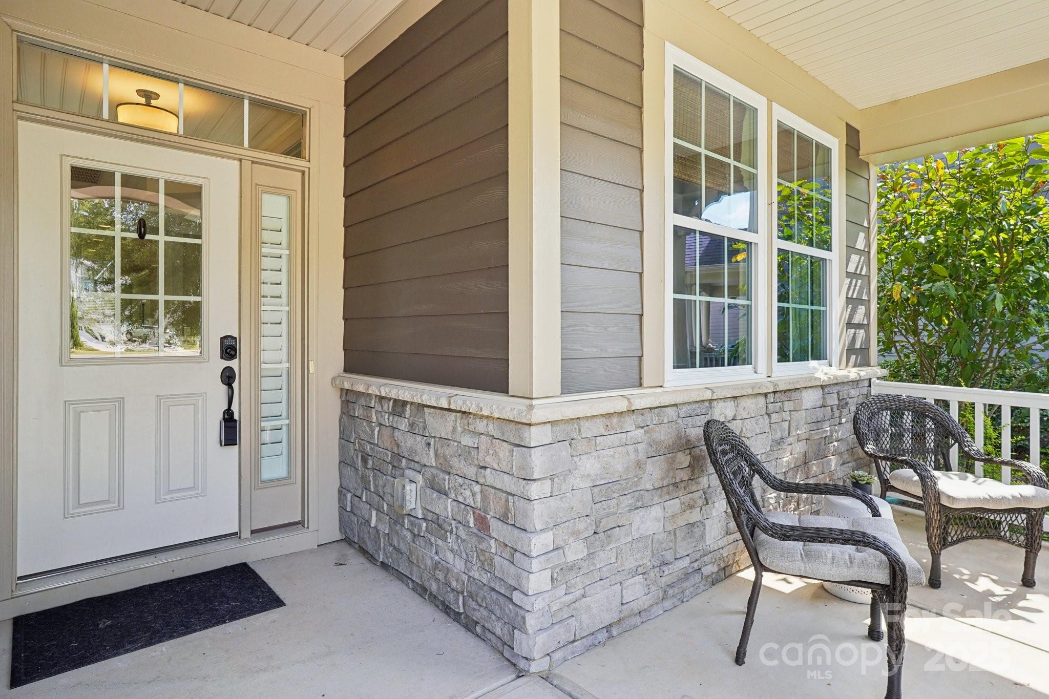 15316 Red Canoe Way