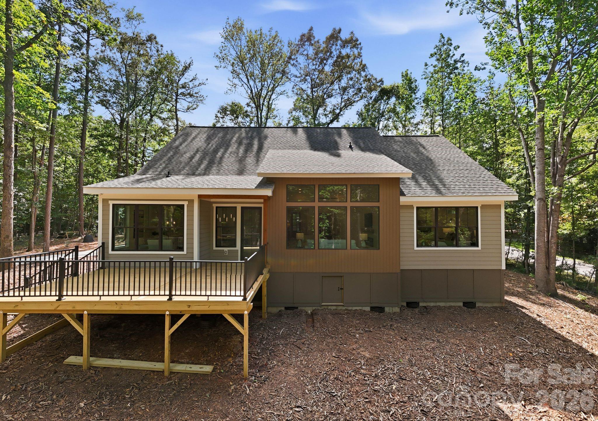1701 Beechwood Lane