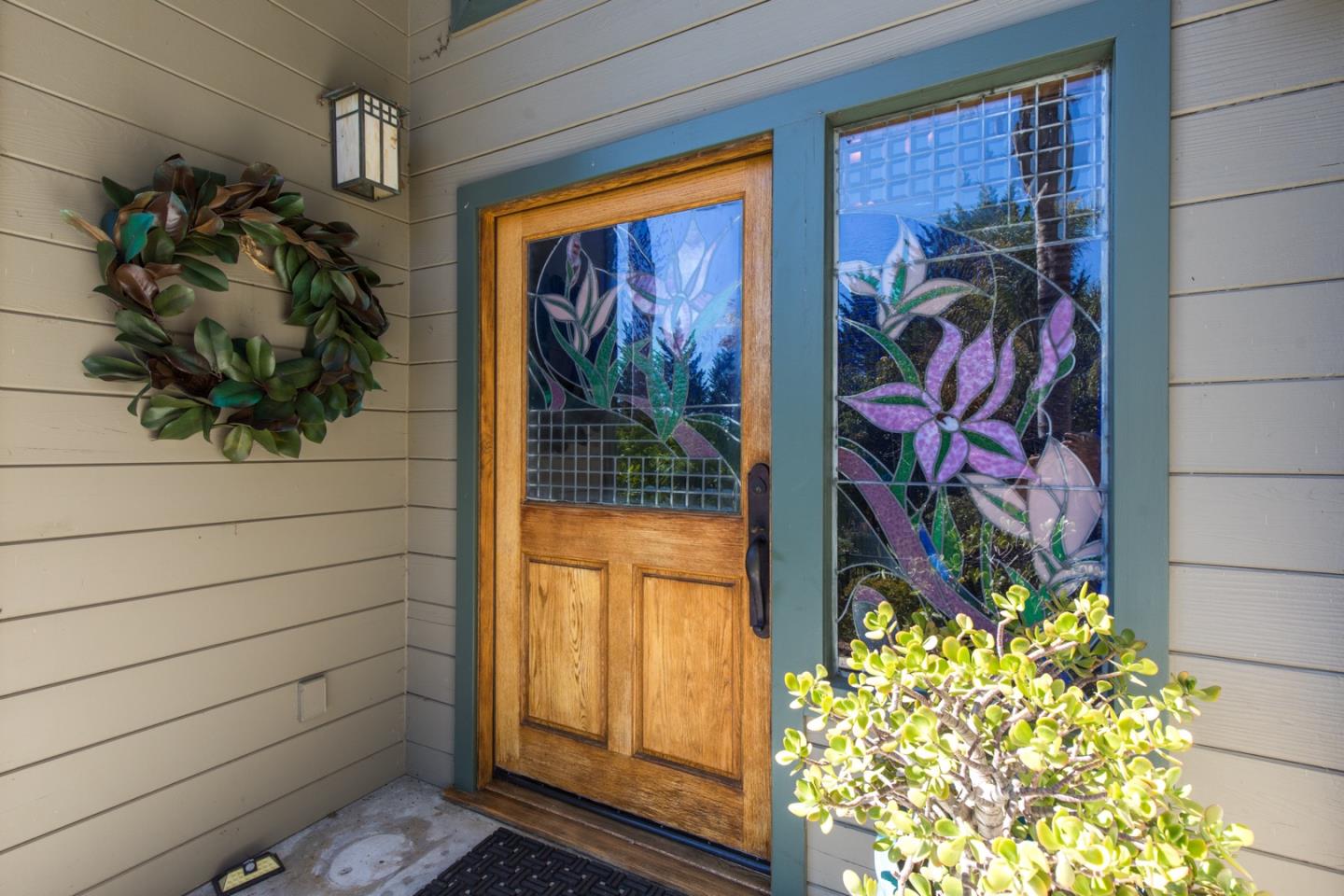 560 Hidden Valley RD