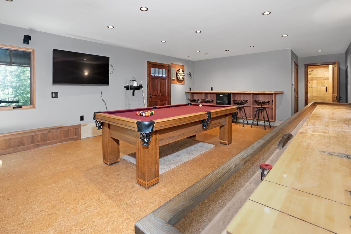 180 Burrell CT