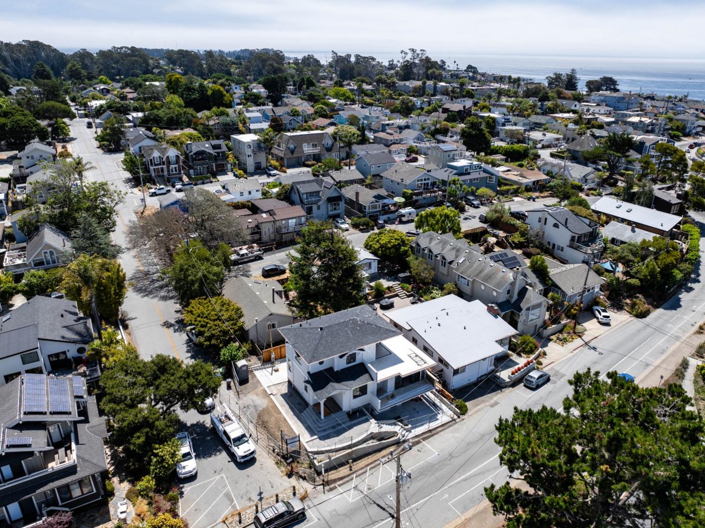 380 Lake Avenue