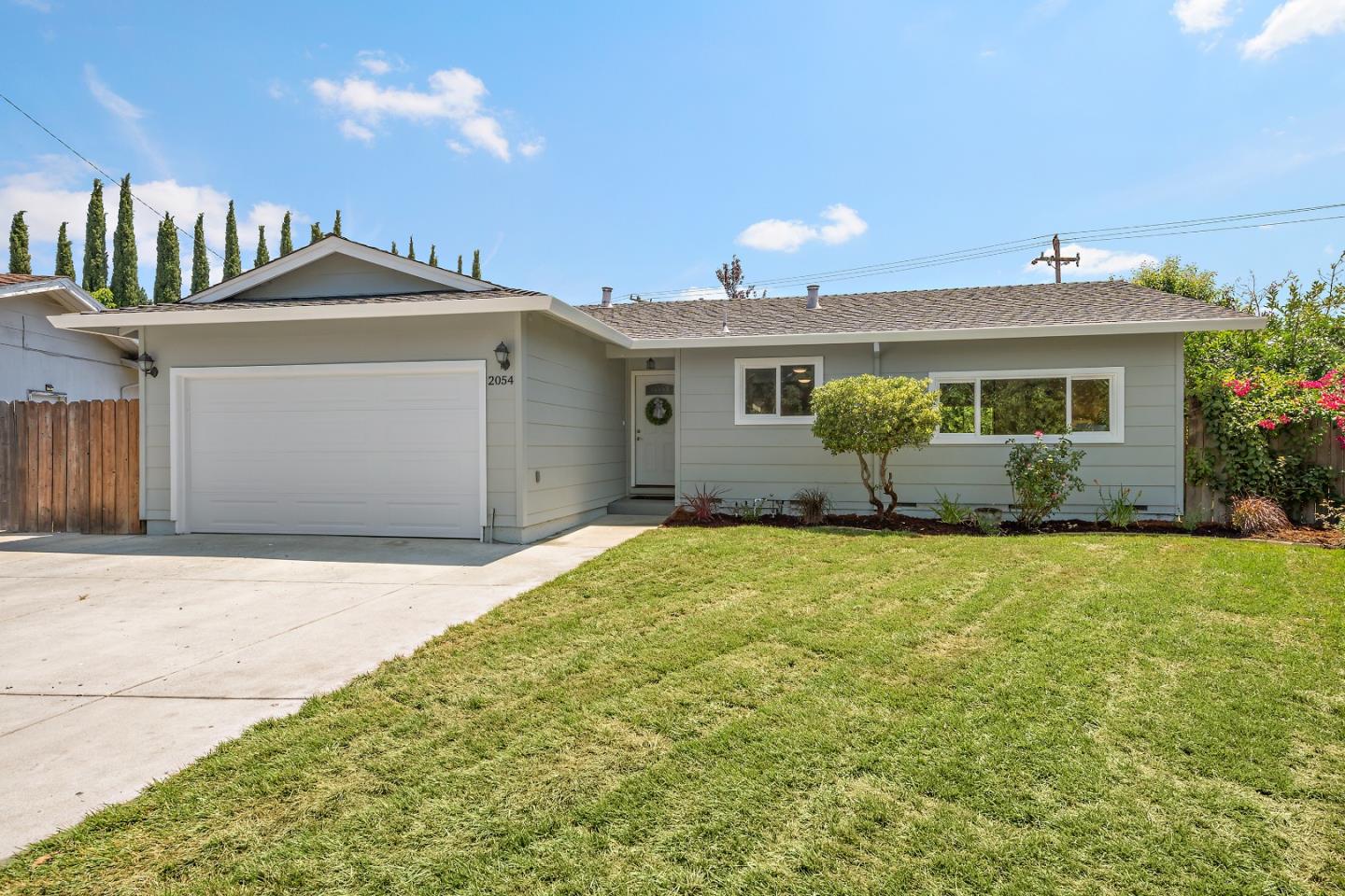 2054 Amberwood CT