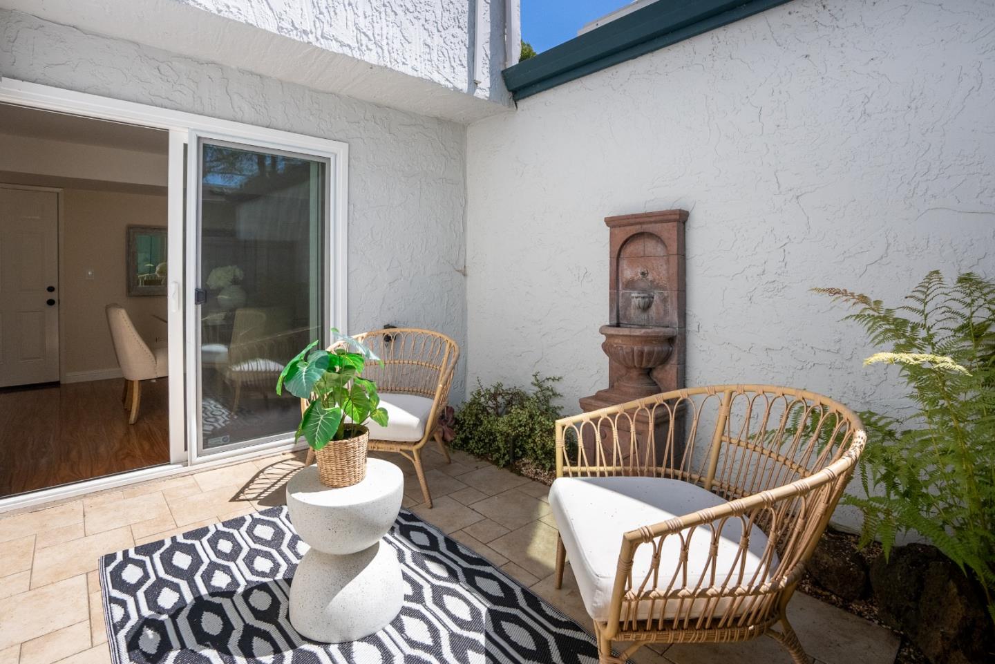 4257 Sea Pines CT