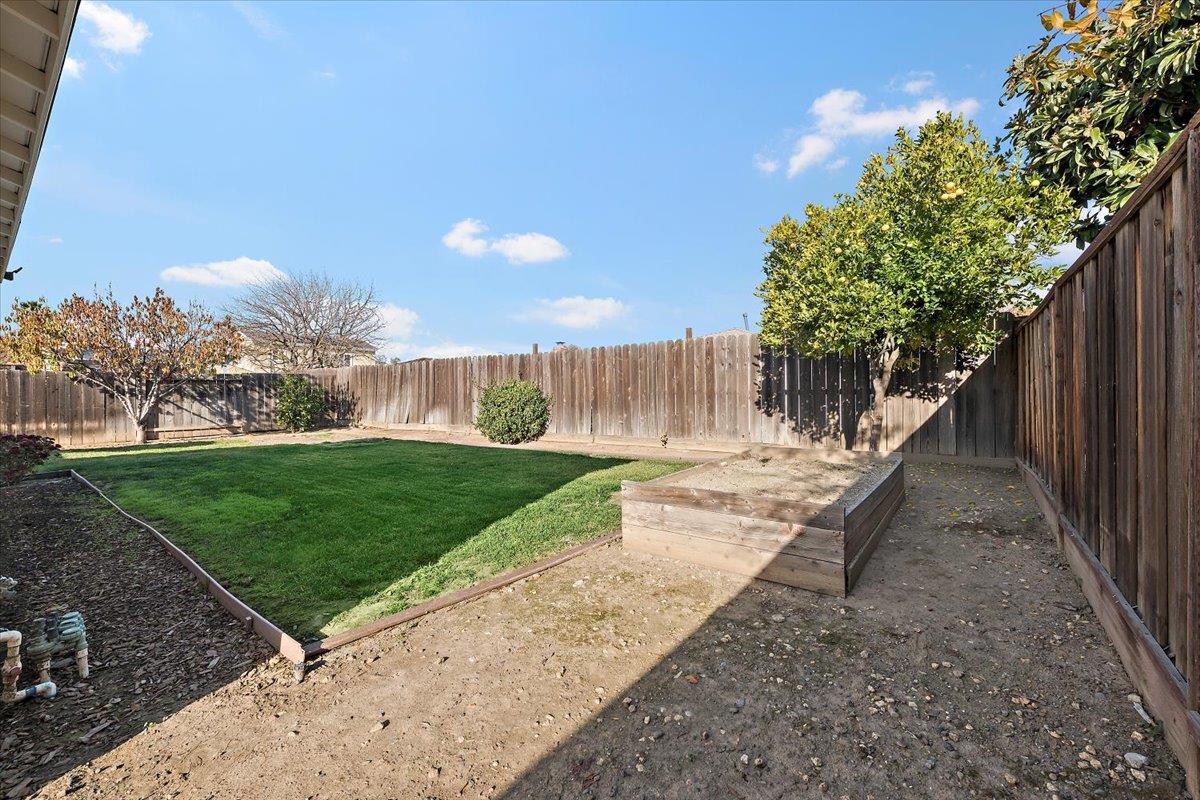 2929 Castleton DR