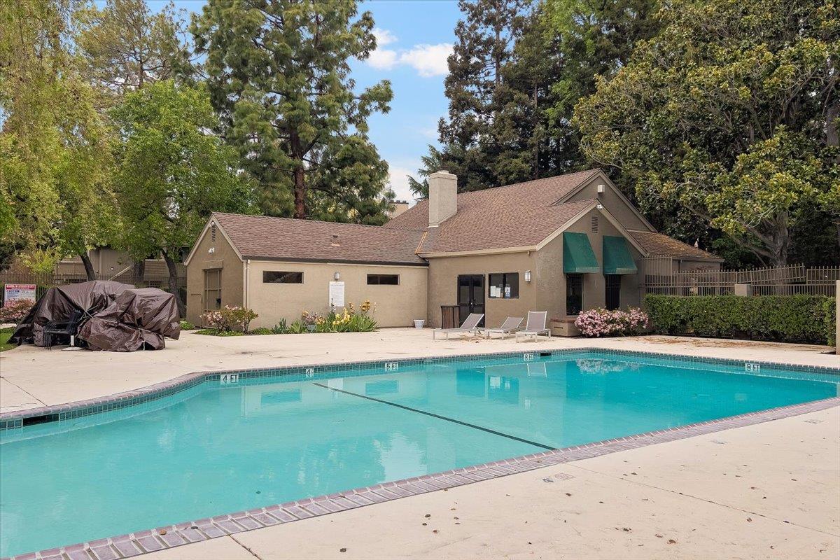 5556 Makati CIR