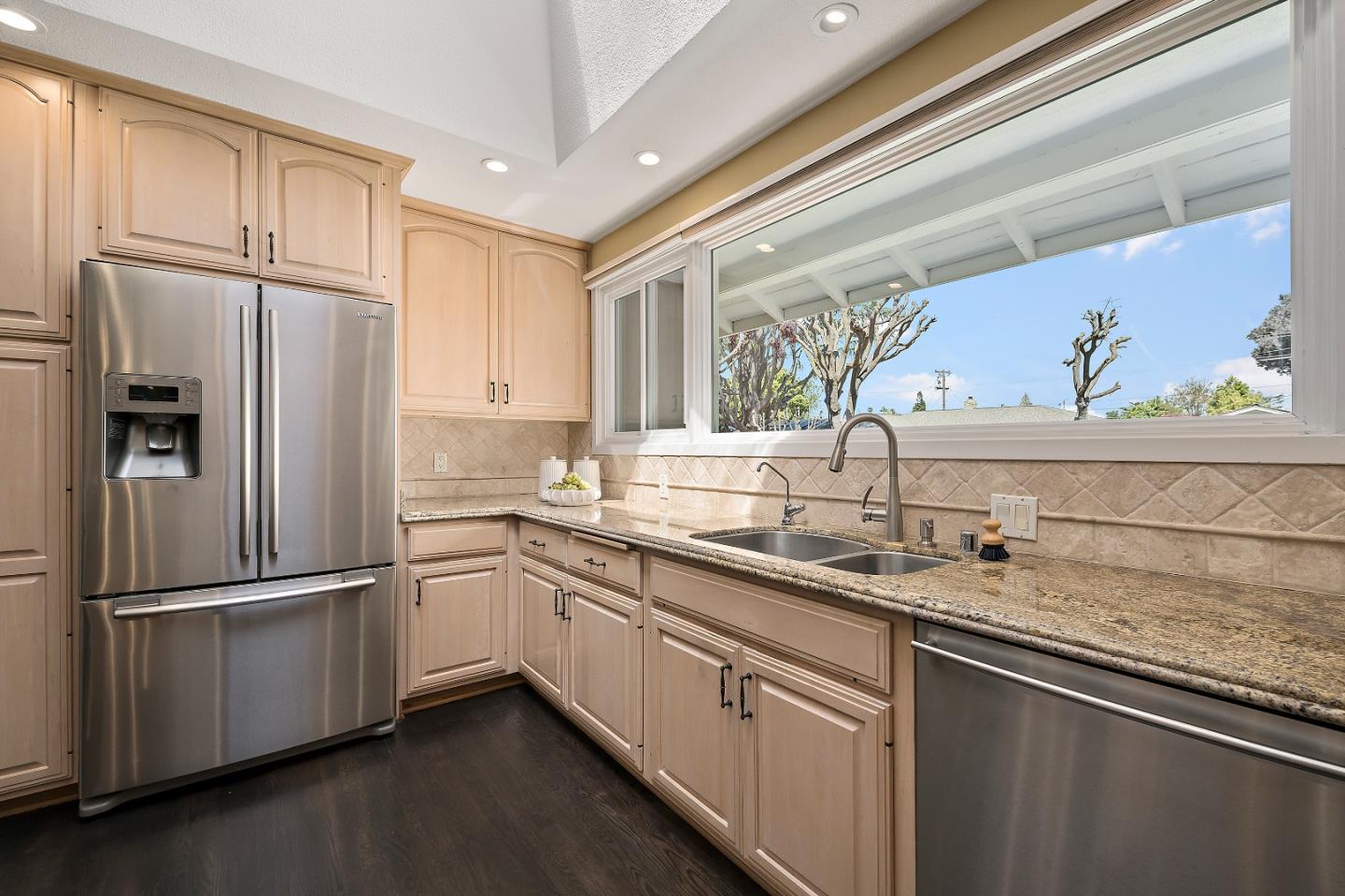 1224 Cameo DR