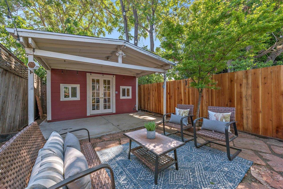 132 North 9th Street