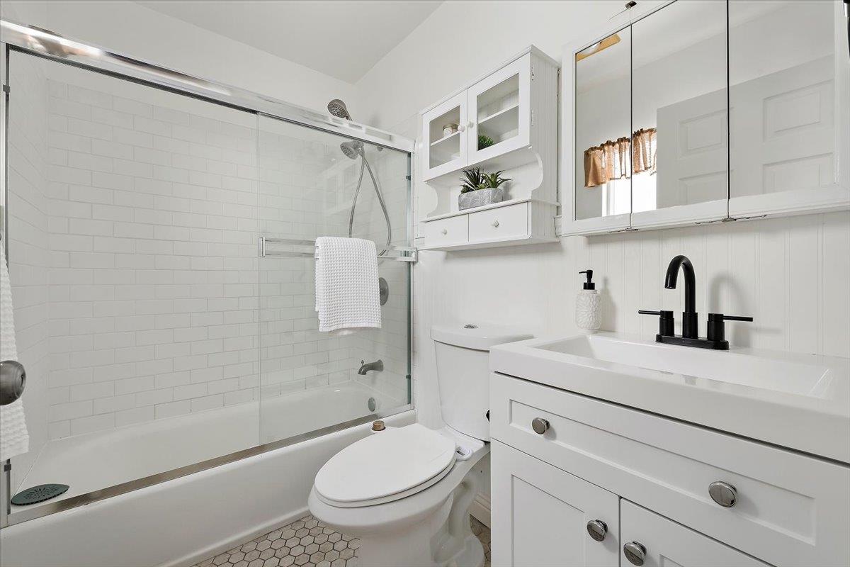 132 North 9th Street