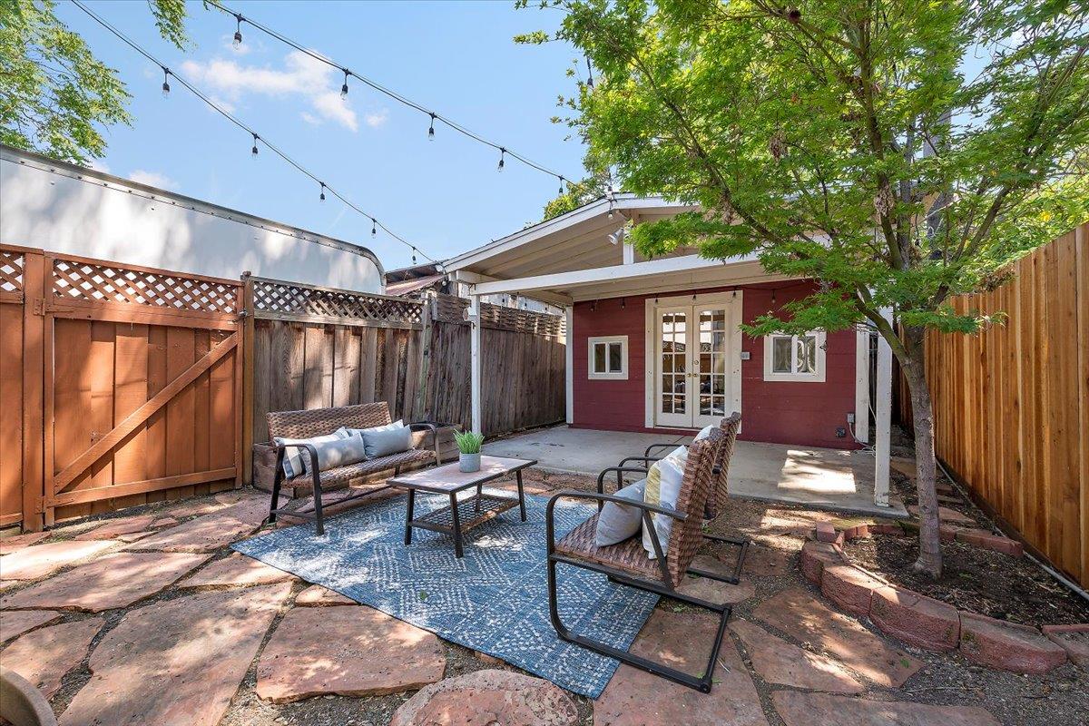 132 North 9th Street