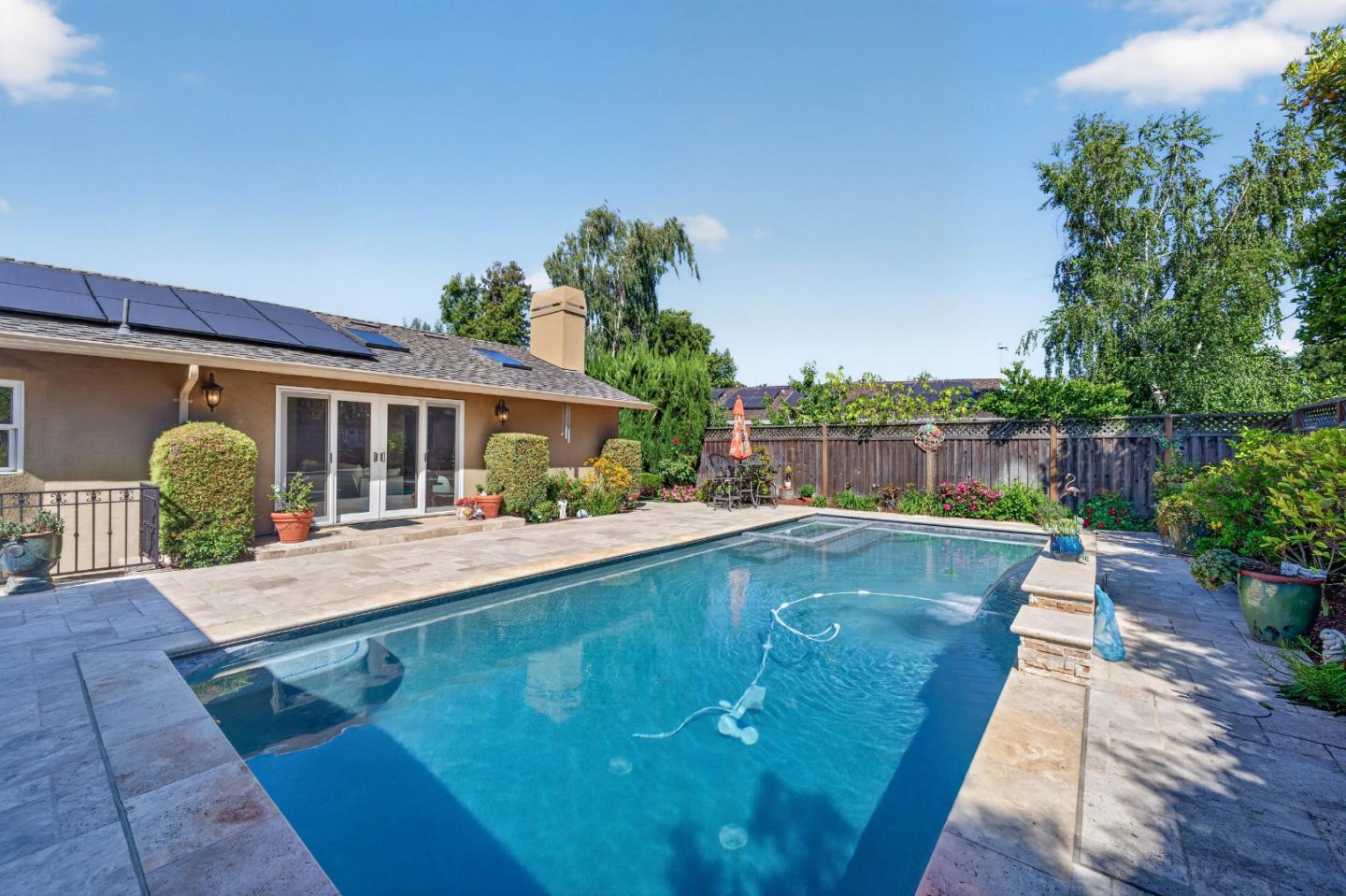 19094 Saratoga Glen Place