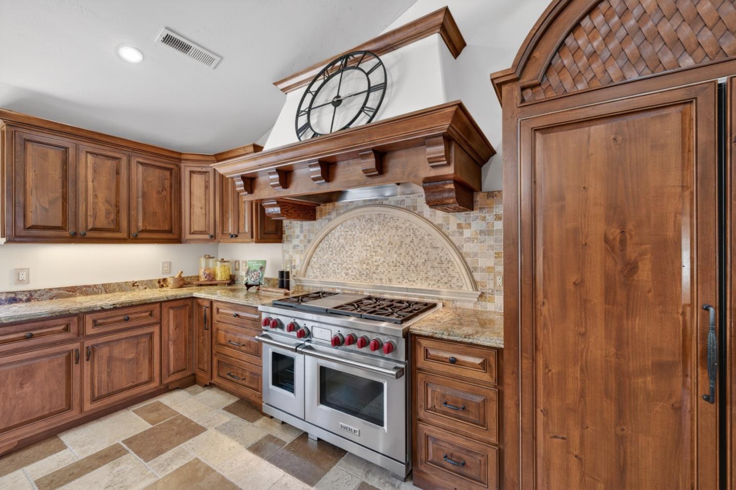 19094 Saratoga Glen Place