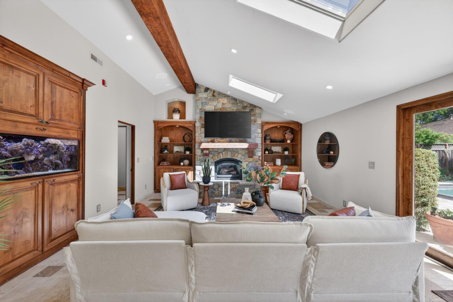 19094 Saratoga Glen Place
