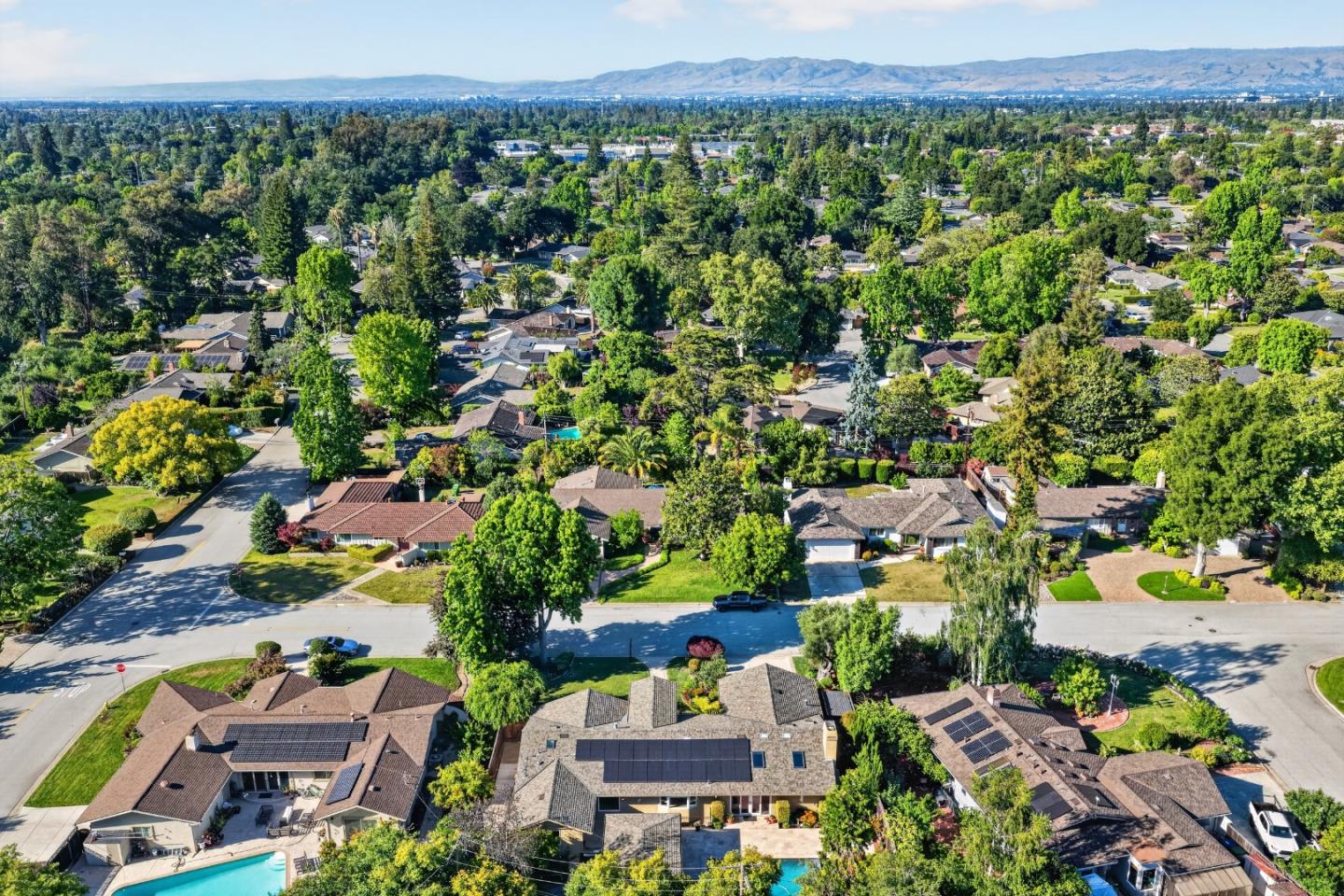 19094 Saratoga Glen Place