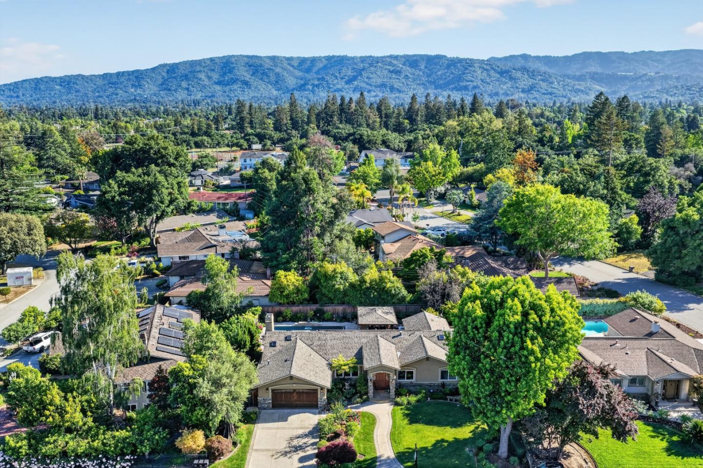 19094 Saratoga Glen Place