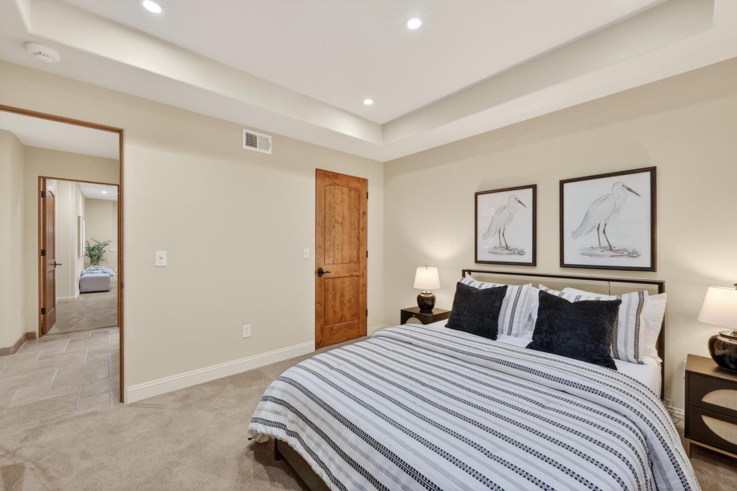 19094 Saratoga Glen Place