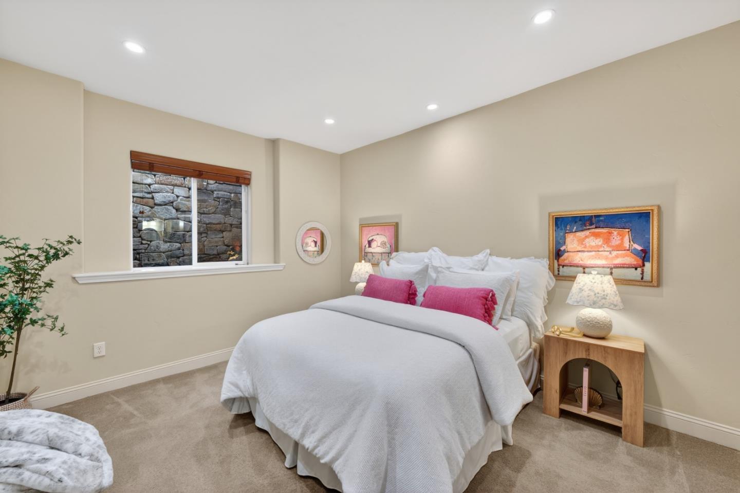 19094 Saratoga Glen Place