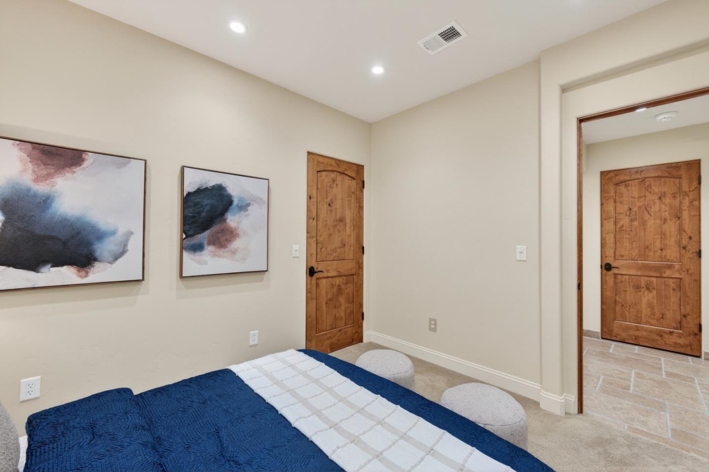 19094 Saratoga Glen Place