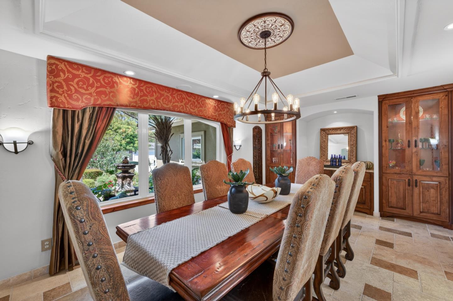 19094 Saratoga Glen Place
