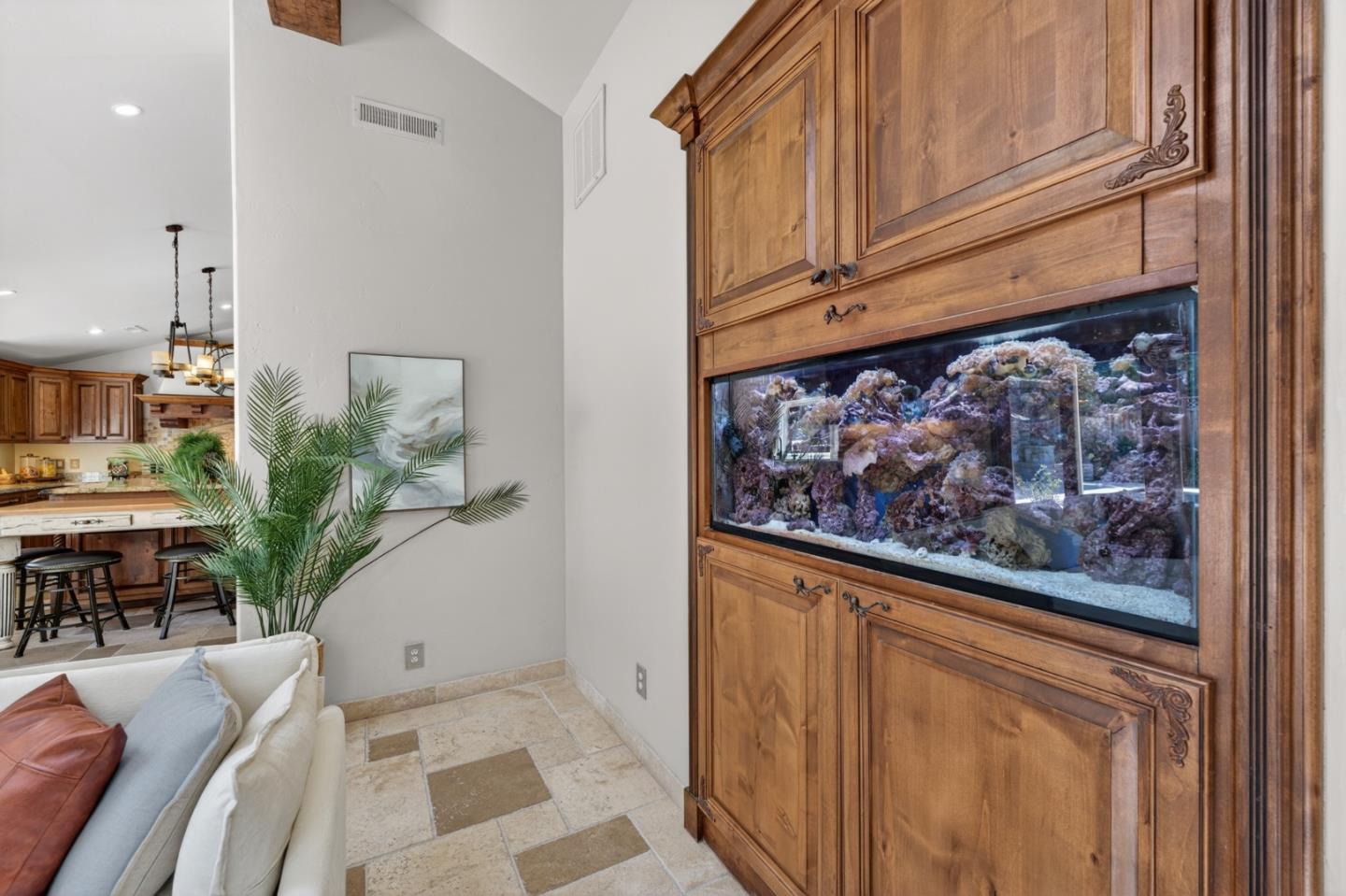 19094 Saratoga Glen Place
