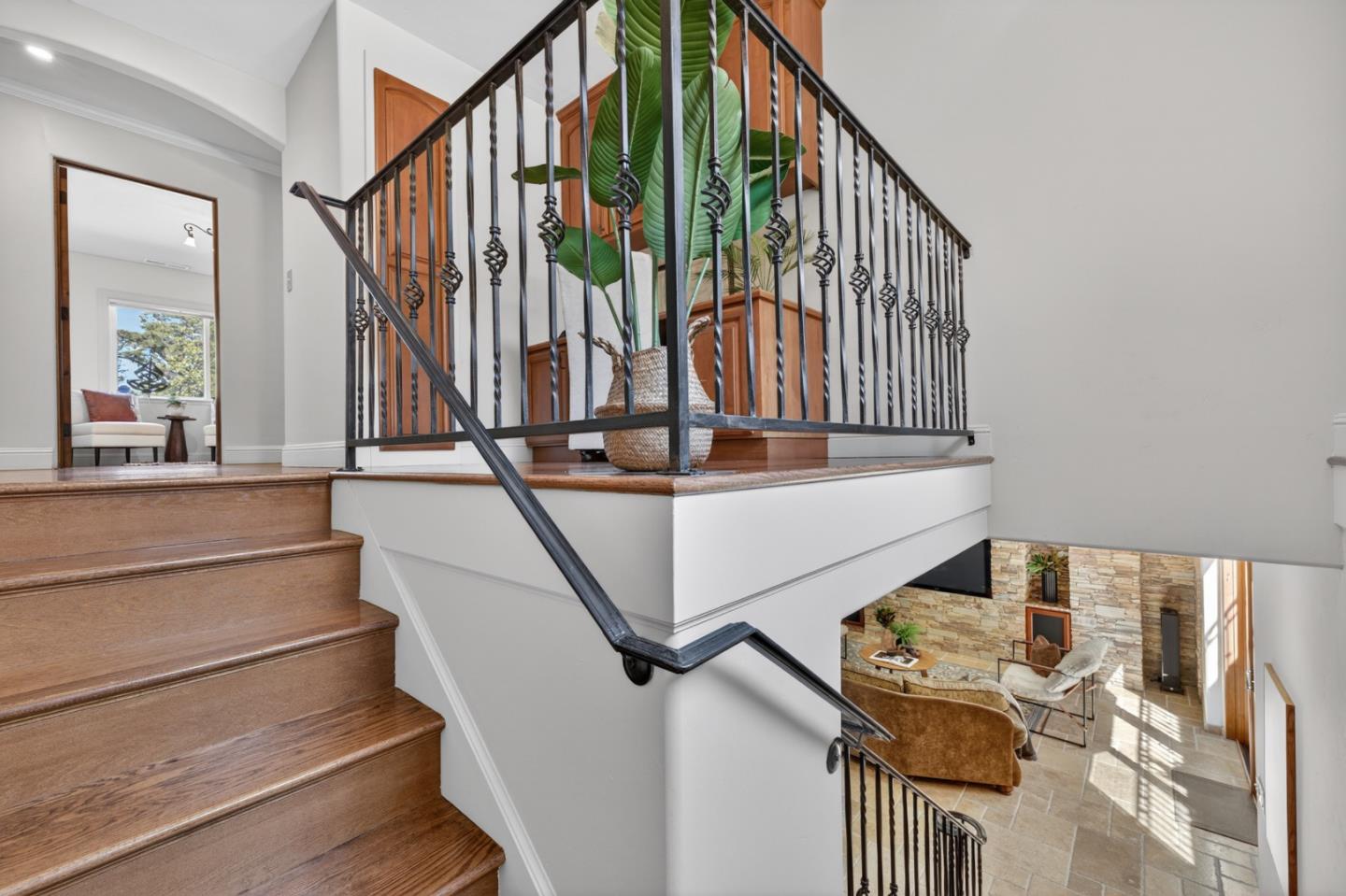 19094 Saratoga Glen Place