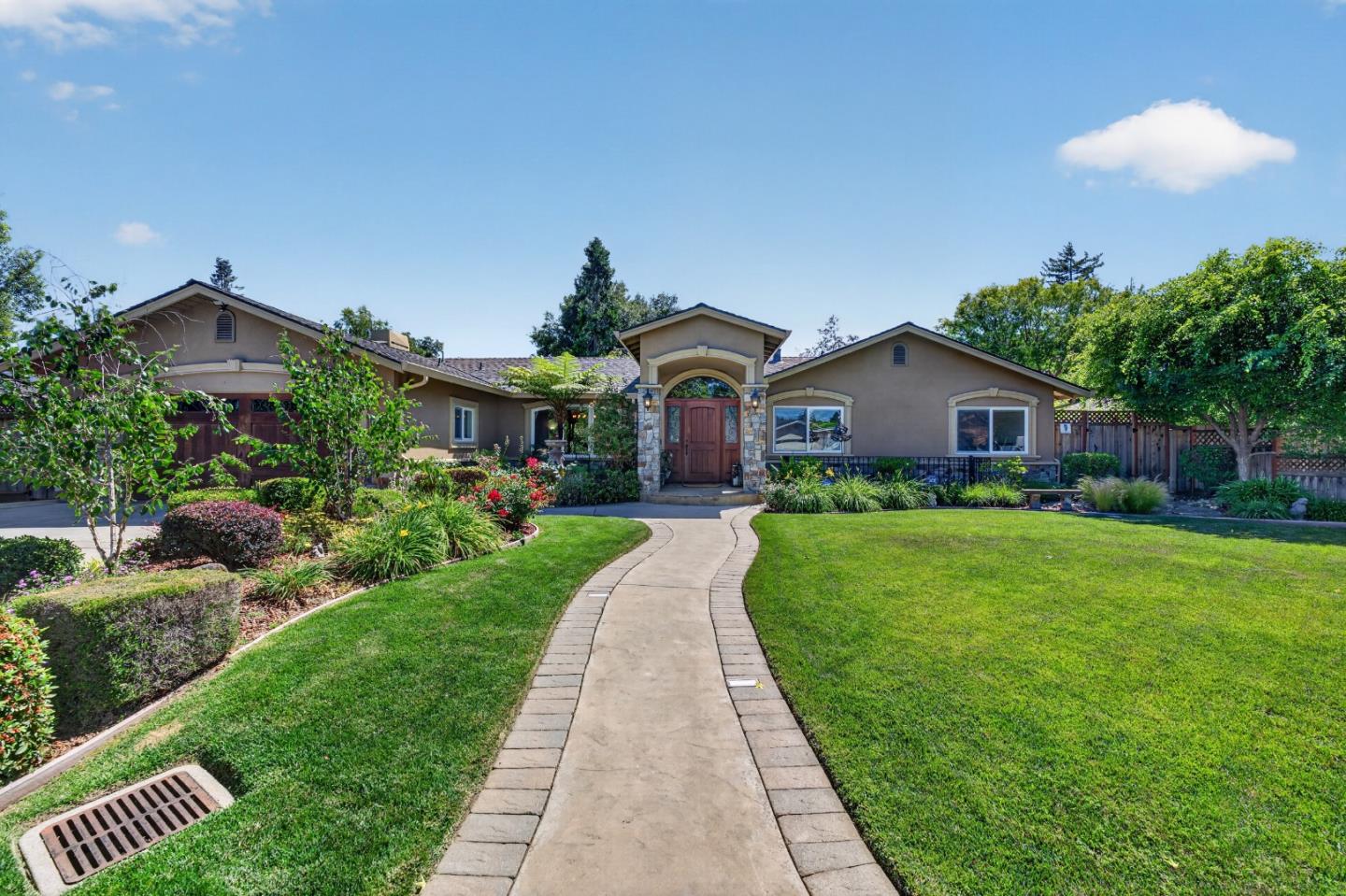 19094 Saratoga Glen Place