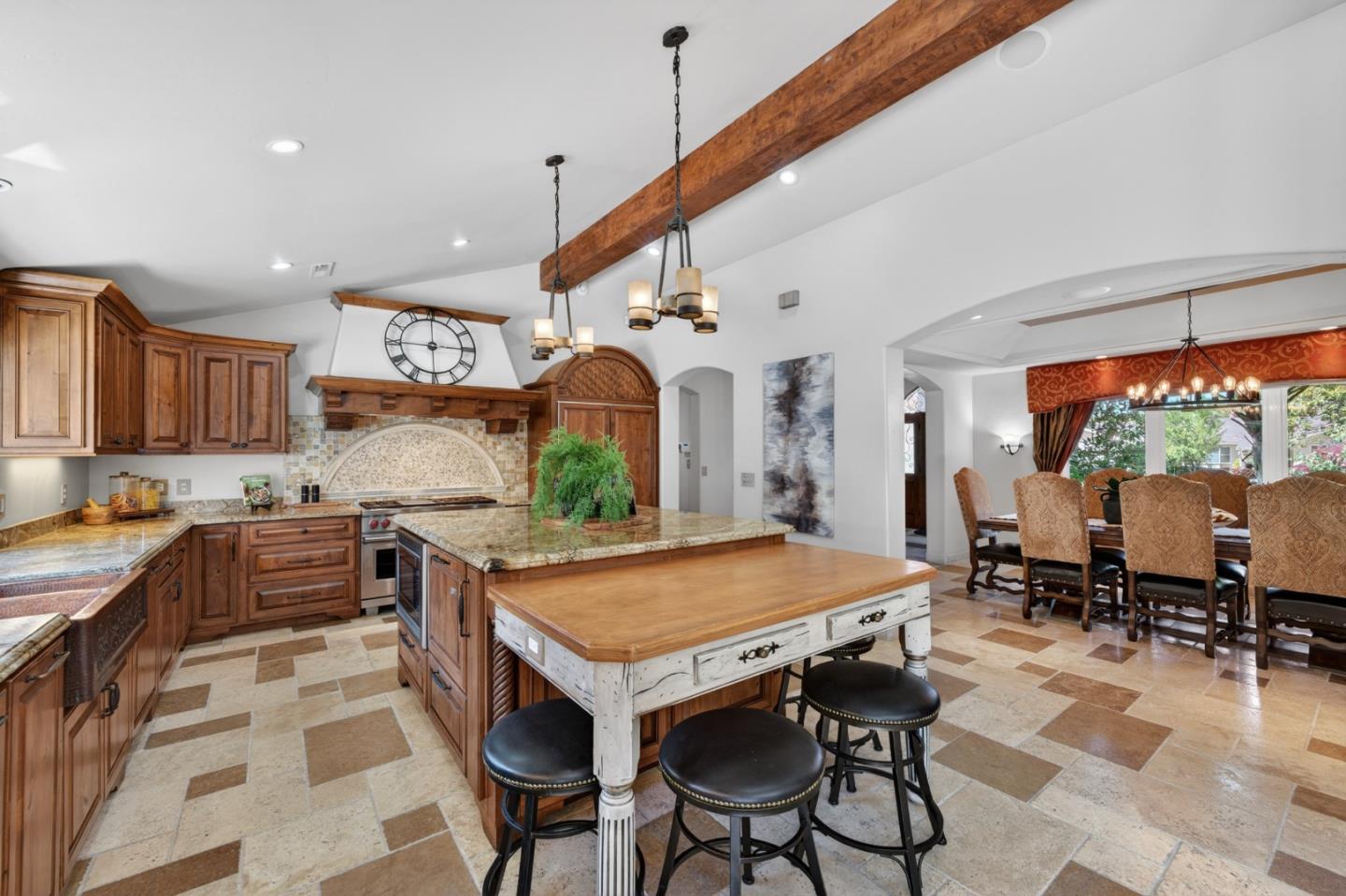 19094 Saratoga Glen Place