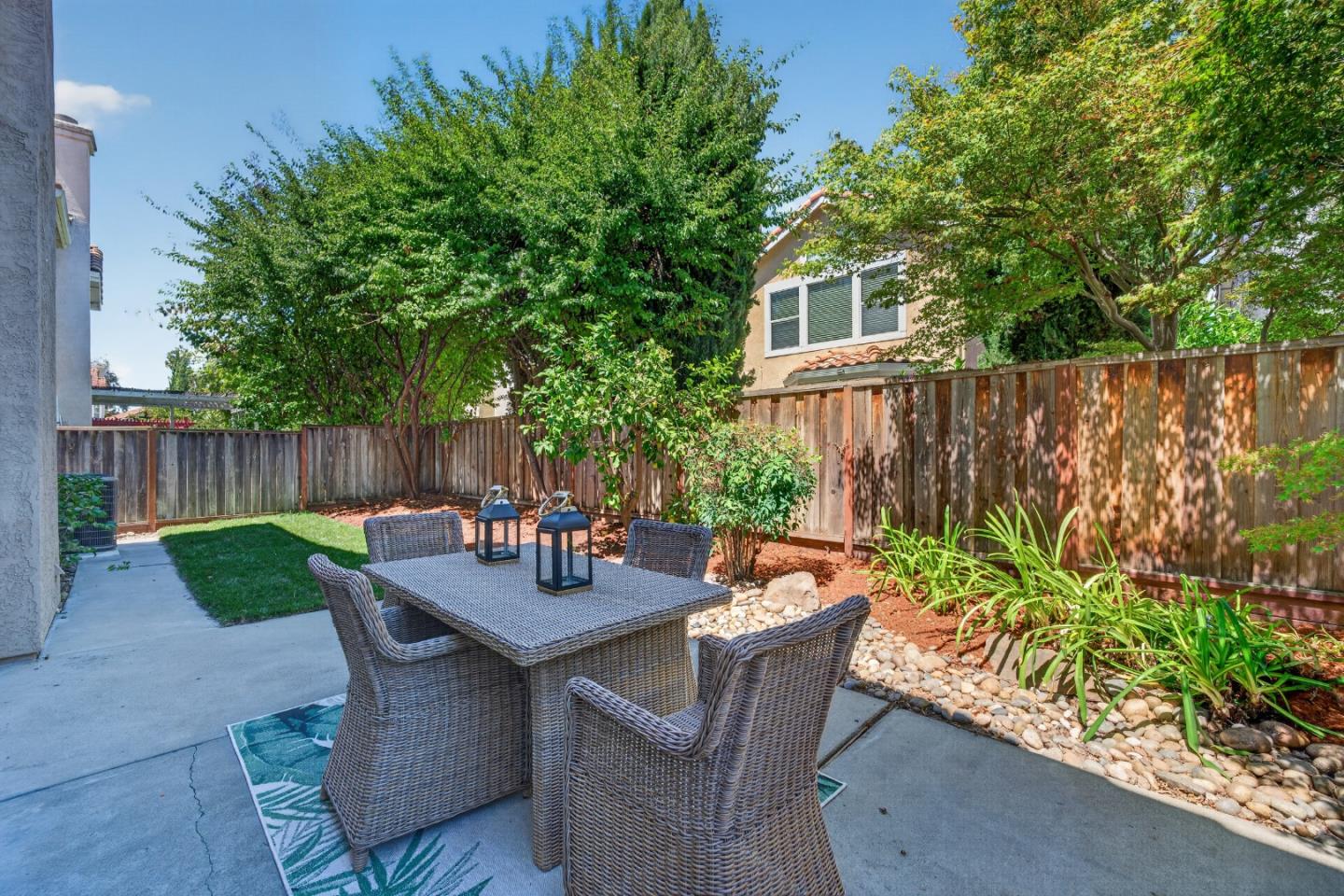 1418 De Falco WAY