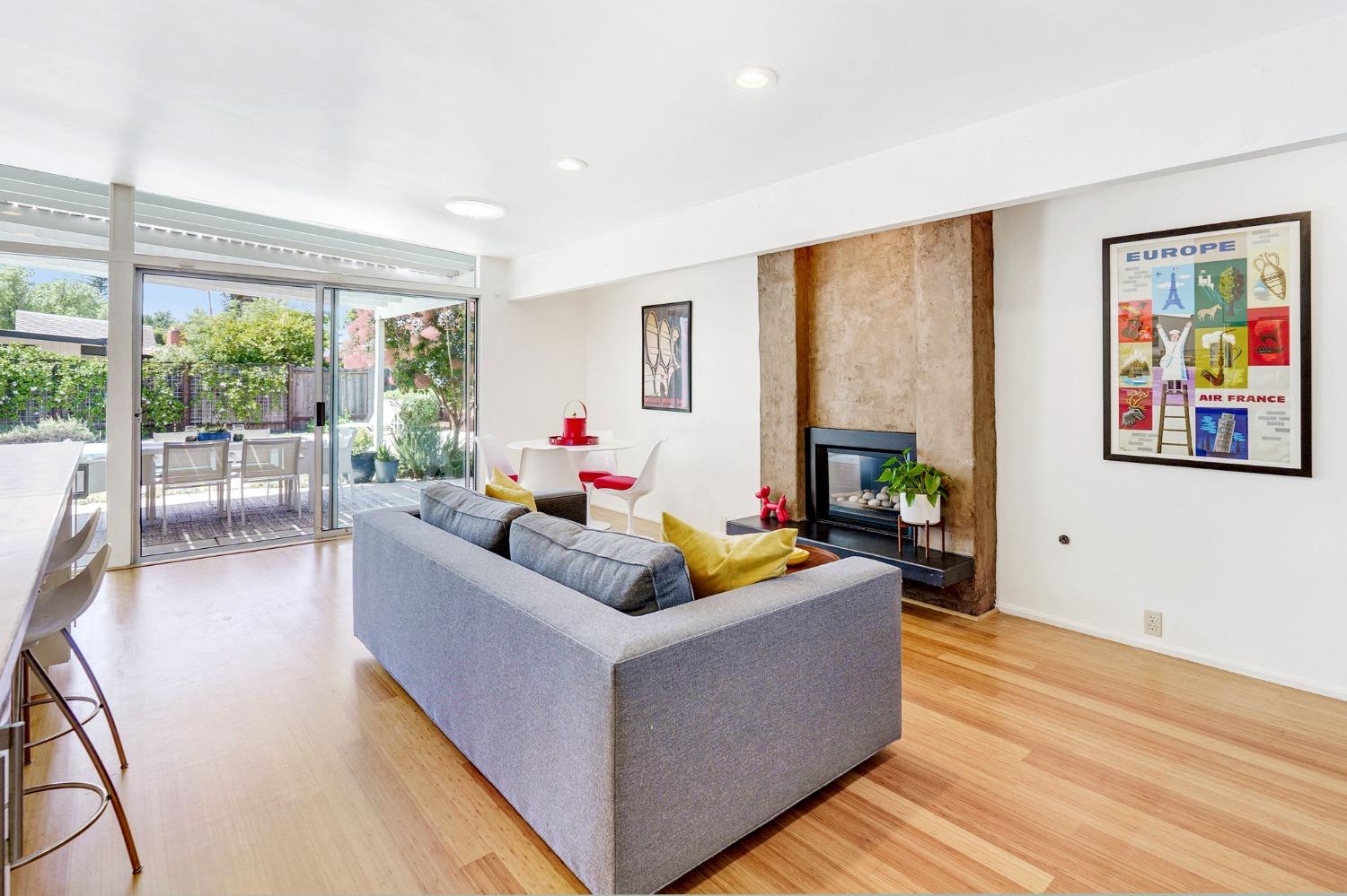 1206 Radcliffe Drive