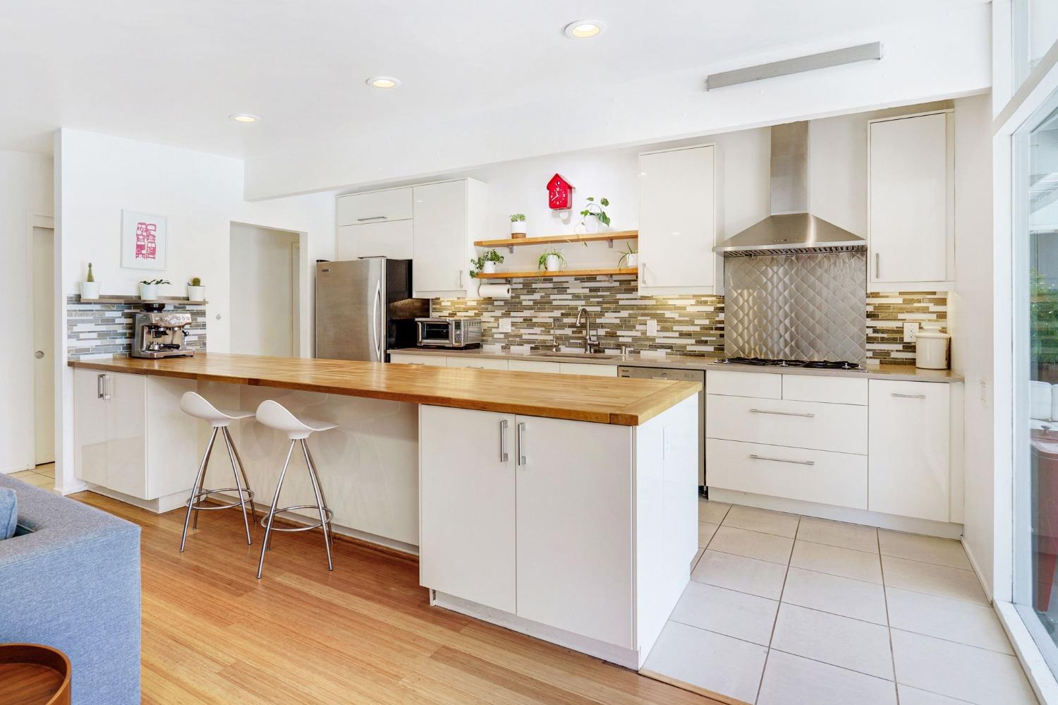 1206 Radcliffe Drive